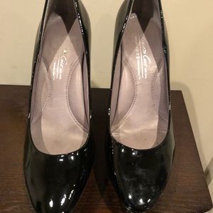 Black Kennith Cole shoes